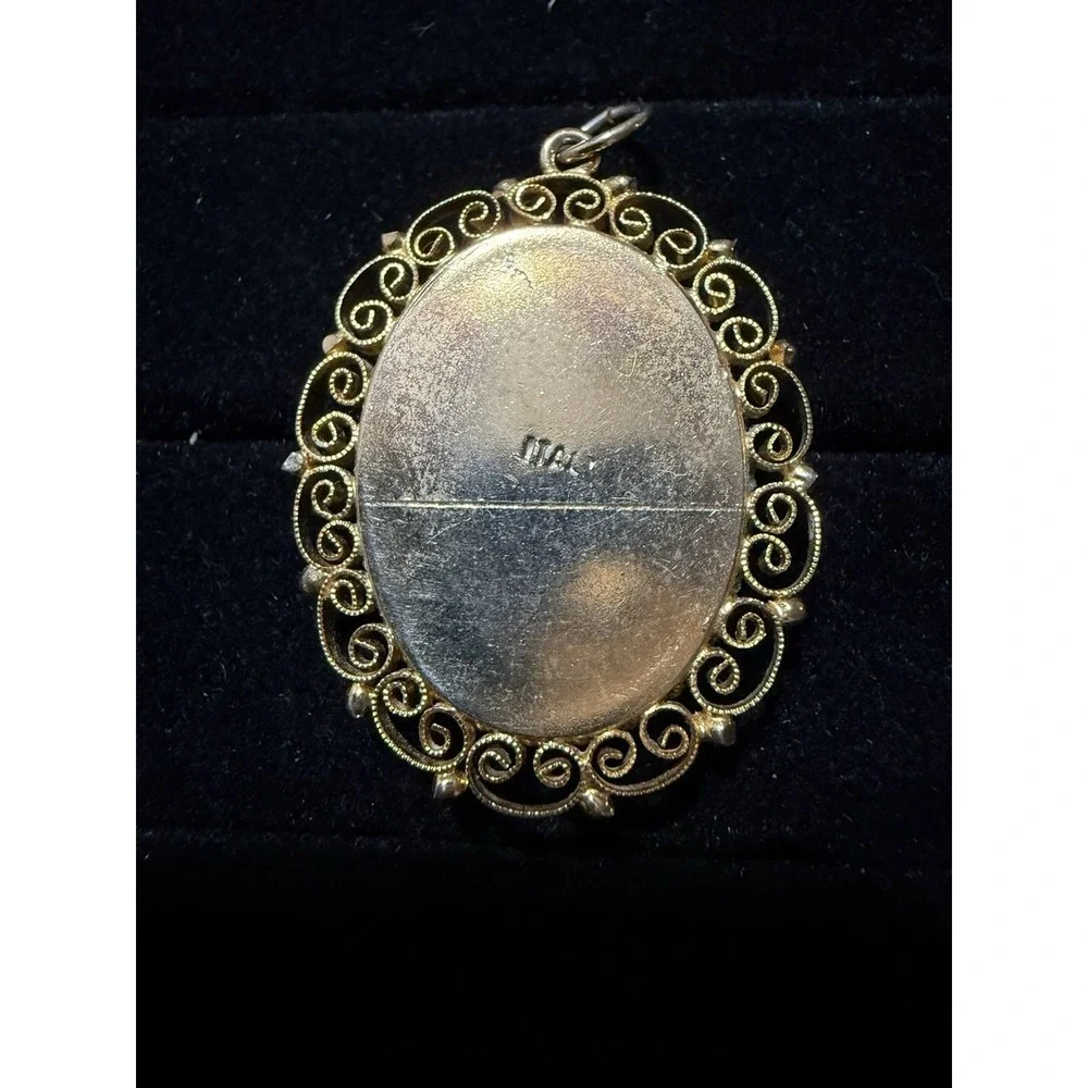 Floral Italy Micro Mosaic Daisy Necklace Pendant Gold Tone Delicate Frame